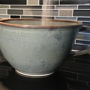 Handled Mixing Bowl with pouring spout-- handmade pottery mixing bowl--Slate--handmade ceramic mixing bowl--handled 6 cup mixing batter bowl