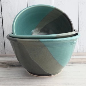 Handmade Pottery Set of 3 Nesting Bowls-Handmade Ceramic Mixing Set--set of 3 pottery bowls--Slate and Aqua glaze--serving and mixing bowls