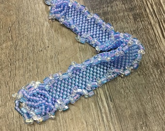 Peyote Bracelet, beaded bracelet, peyote stitch, blue