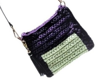 Crochet Handbag, Crossbody Purse, Cotton T-shirt Yarn, Shoulder Bag, Aubergine & Apple Green Purse, Leather Strap, Women's  Handbag