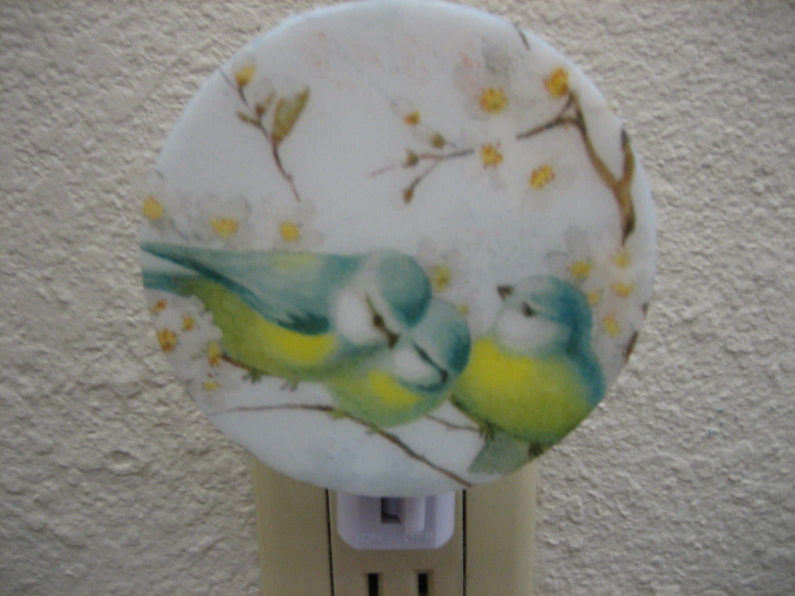 Birds Night Light Ideal for Entrance, Hallway, Bathroom, Bedroom ...