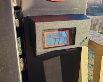 Lone Star Grillz Windowed Fireboard Controller Sun/Weather shield