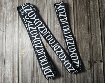 Twenty One Pilots inspirierte Clancy Stola (25mm)