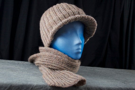 Drew\'s Pick : Beanie hat and matching scarf Drew Hat & Scarf Set Cable - Cream | Kilkenny Design main image 4