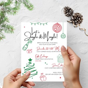 Op de afbeelding: Een feestelijke uitnodiging met de tekst "Let's Jingle & Mingle!" in zwart schrift, met groene en rode illustraties met een vakantiethema. De uitnodiging bevat details voor een vakantie-evenement, zoals de datum, tijd en dresscode.