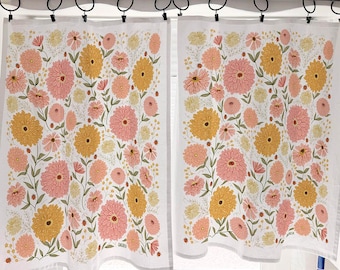 Cortinas de café con paños de cocina Zinnia - Juego de dos
