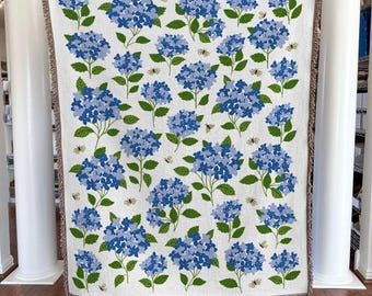Manta de algodón con estampado floral de hortensias / Manta tejida en EE. UU., decoración acogedora para el hogar.