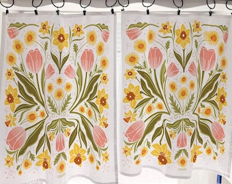 Cortinas de café con paños de cocina Daffodil Dreams - Juego de dos