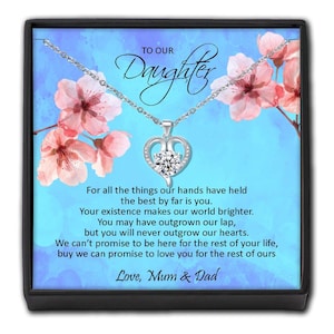 Collana a forma di cuore in scatola regalo per figlia - Biglietto personalizzato da mamma e papà - Design a fiori rosa