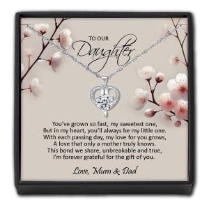 Collar de corazón de cristal para nuestra hija, regalo en caja, tarjeta personalizada de mamá y papá, regalo de cumpleaños de recuerdo para hija, flor en flor