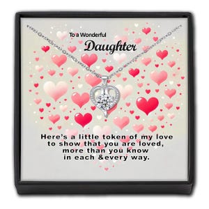 Maravilloso regalo en caja para tu hija: collar de corazón de cristal, tarjeta personalizada como recuerdo de parte de mamá y papá.