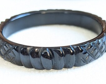 Vintage Black Carved Bakelite Bangle | Art Deco Jewelry