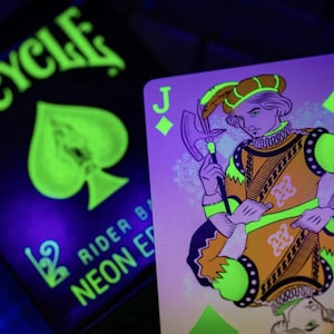 Naipes Bicycle Neon Rider Back Green / Baraja de luz ultravioleta