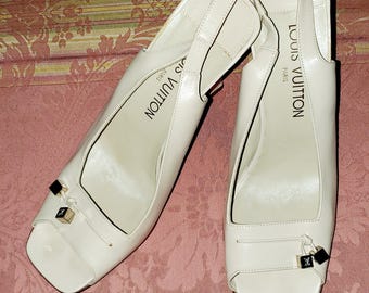 Vintage Louis Vuitton Slingback Pumps Blush Pink Leather Peep Toes RARE Marc Jacobs-era original design SS 1990'S Sz 38 1/2 Made in Italy