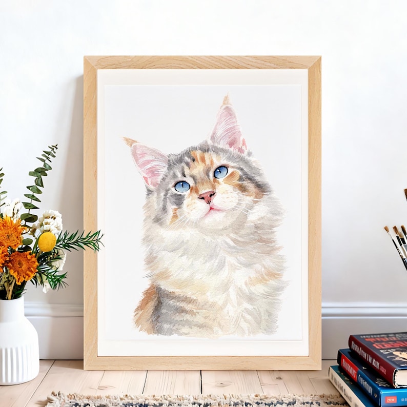 Op de afbeelding: Set van drie keramische mokken met een gespikkelde, matte afwerking. Elke mok heeft een andere kleur: lichtblauw, cr&egrave;me en grijs. De mokken hebben een eenvoudig, modern ontwerp en een comfortabele handgreep.