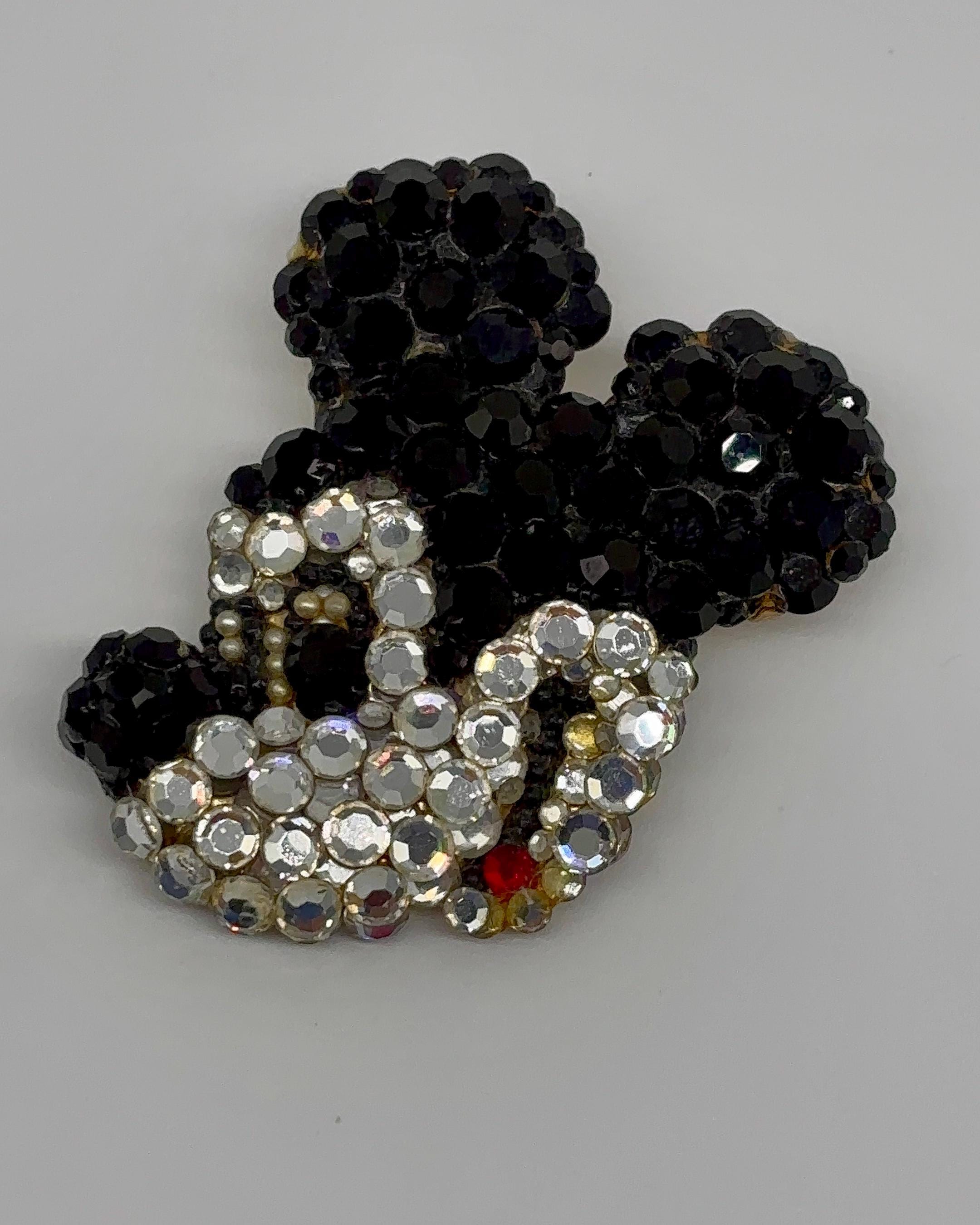 Mickey Mouse Disney Pin/brooch Crystal Rhinestone (wendy 