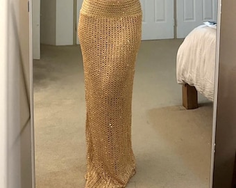 Jupe en tricot à sequins dorés, ensemble de haut jupe au crochet, ensemble en tricot assorti, tenues de fête d'anniversaire, tenues de plage, haut à sequins, jupe longue scintillante