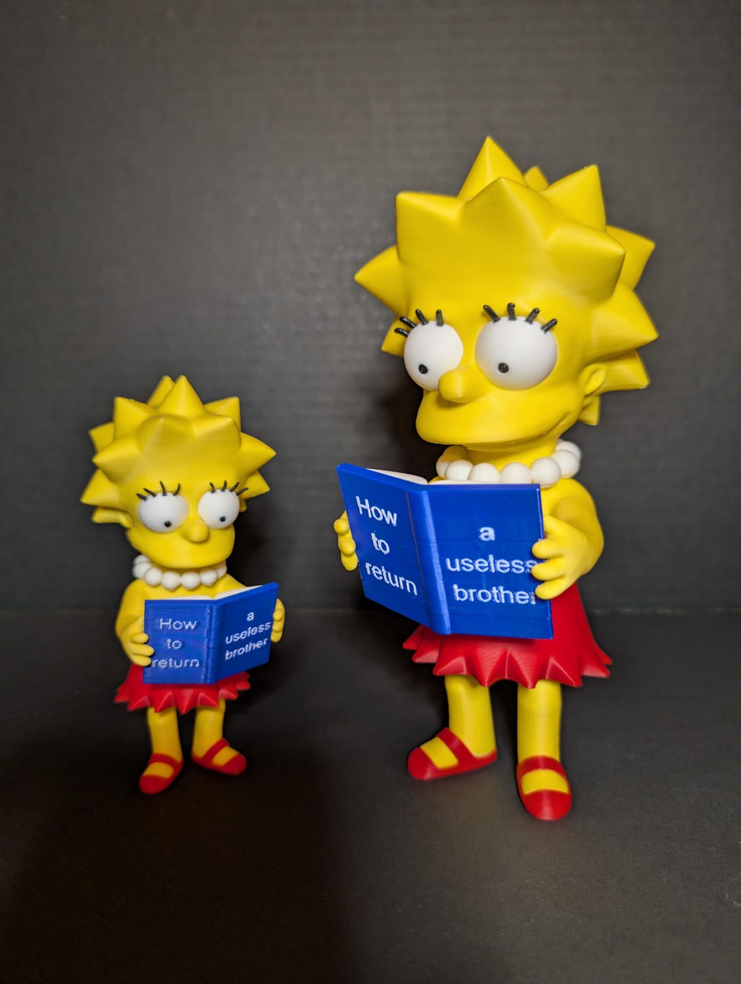 Lisa Simpson Figure | Simpsons Collectible With Book – Standard or ...