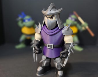 Shredder Inspired Villain Figure – Classic Armored Nemesis Collectible – Display Statue