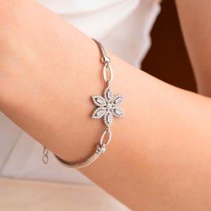 Sterling Silver Flower Bracelet: Zircon Floral Herringbone Chain