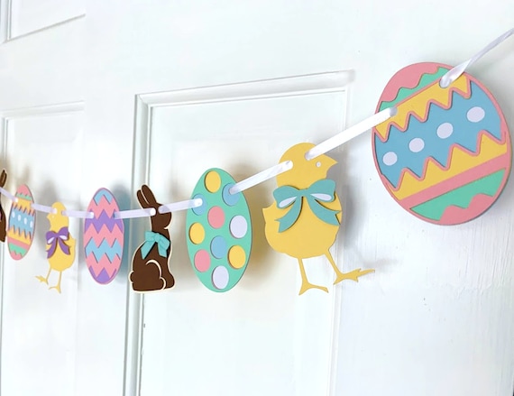 Easter Mantel Pastel Decor DIYs - Party Ideas