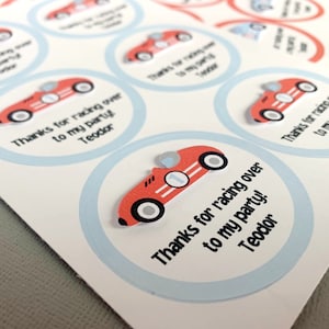 Vintage raceautostickers, gepersonaliseerde twee Fast Party Favor-sticker, Fast One verjaardag bedankstickers, raceautolabel, set van 12