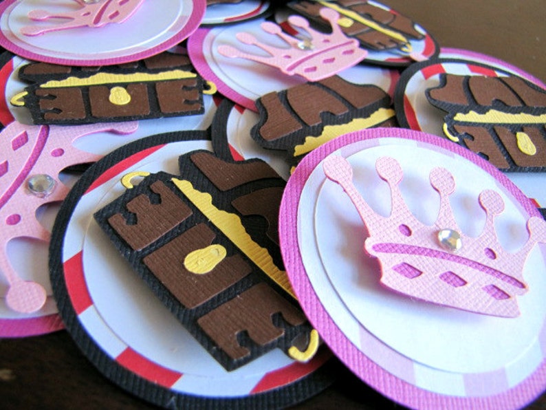 Set of 12 Pirate and Princess Favor Tags Princess and Pirate Party Tags Princess and Pirate Favor Tags Pirate and Princess Birthday