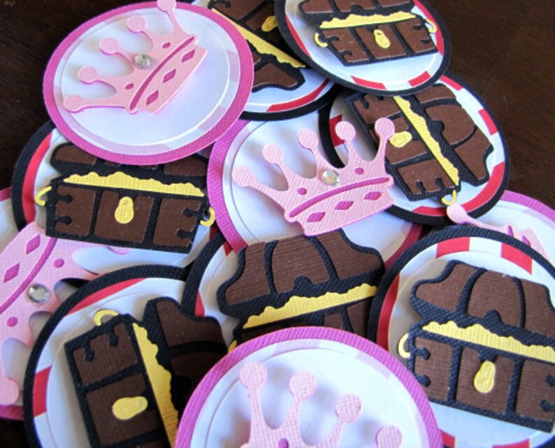 Set of 12 Pirate and Princess Favor Tags Princess and Pirate Party Tags Princess and Pirate Favor Tags Pirate and Princess Birthday