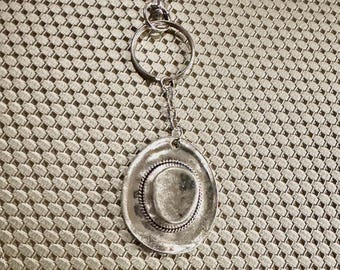 Llavero de sombrero de vaquero, personalizado, accesorio de cadena para bolso, dije para bolso, llavero de mochila, regalo para él