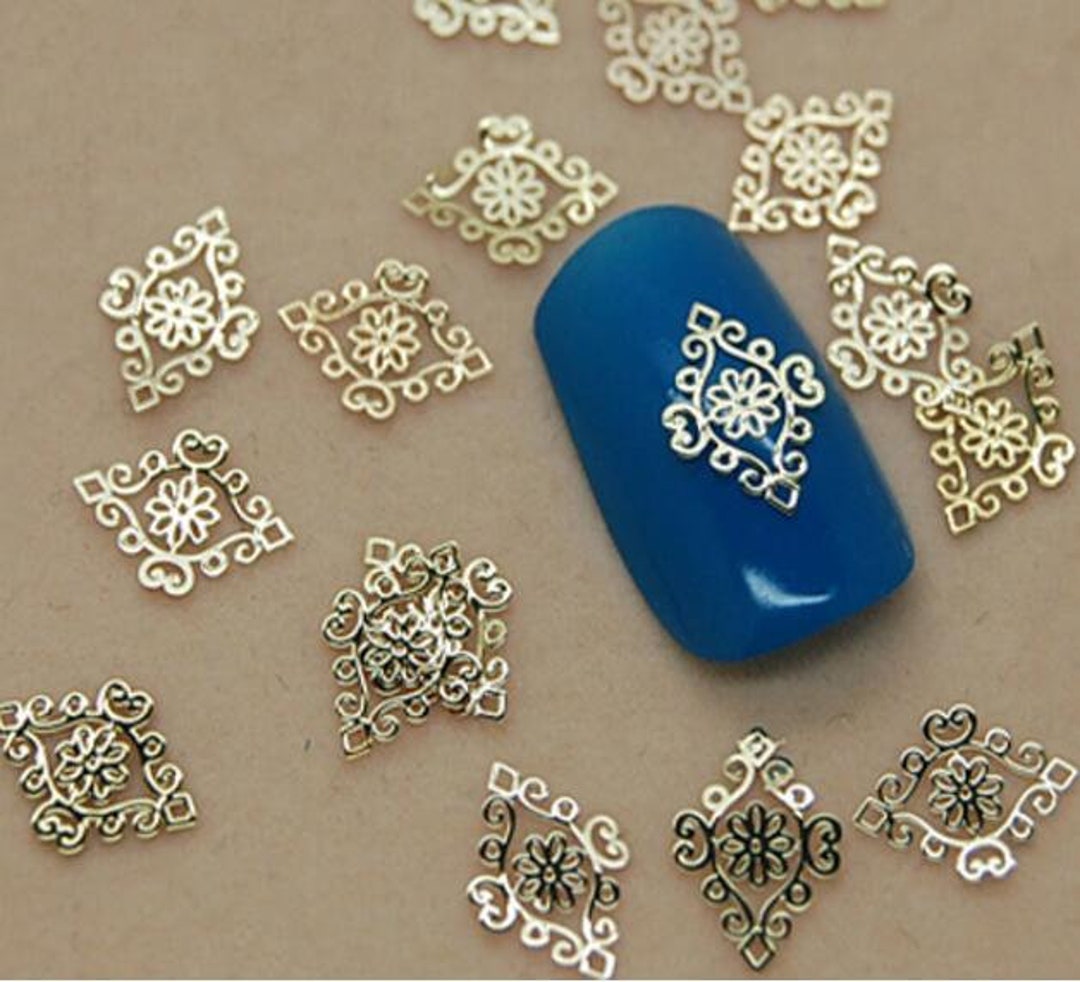 12 Kreuz-Nagelanhänger Aus Metall – In Silber, Gold, Weiß, Für Nail Art & DIY, Ca. 14 Mm