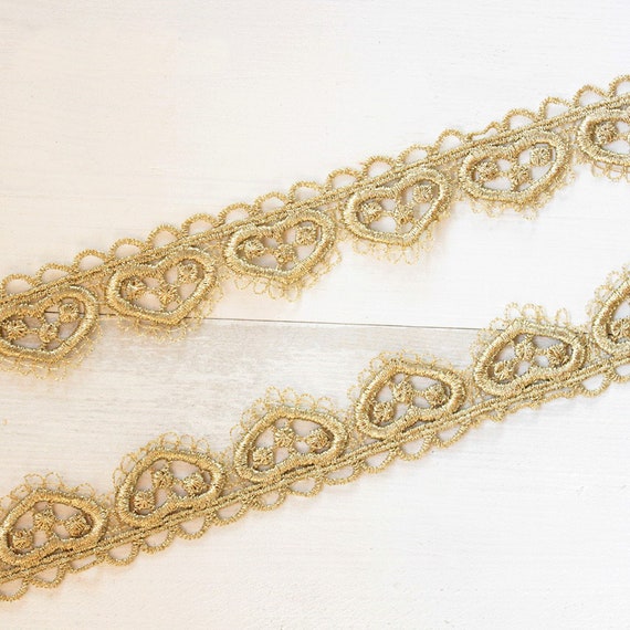heart lace ribbon