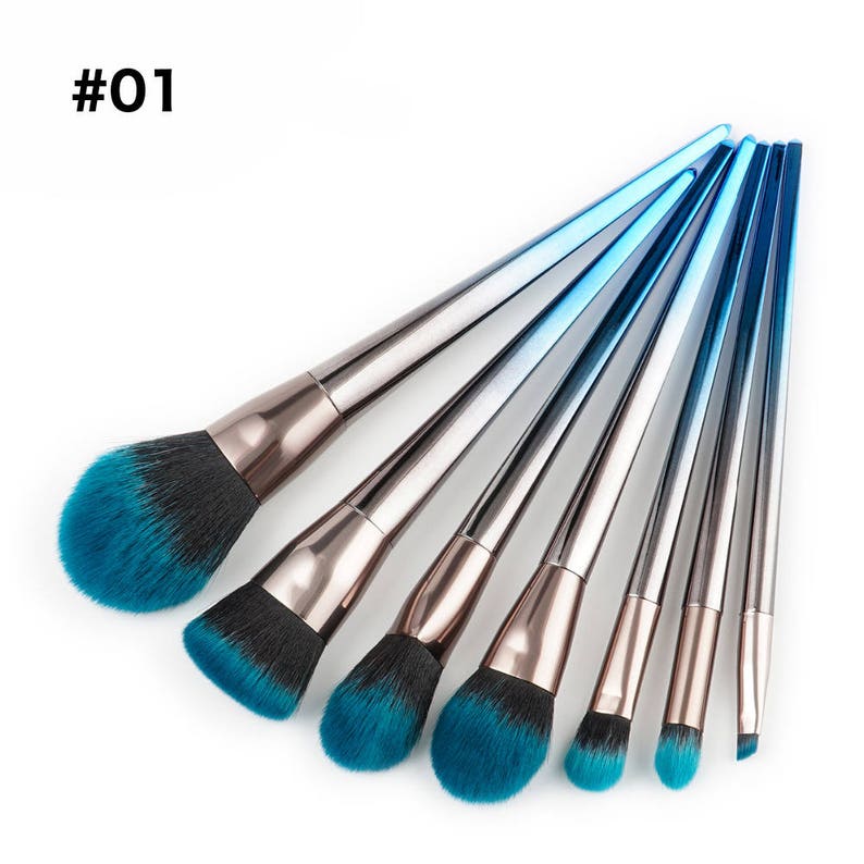 Make Up Trendy Cool Blue Pink Makeup Brushes Metallic Purple