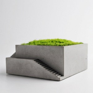 New Silicone Mold for Flower Pot Square Building with Stairs Shape Concrete Mould Moss Bonsai Cement Plate Home Decoration Tool