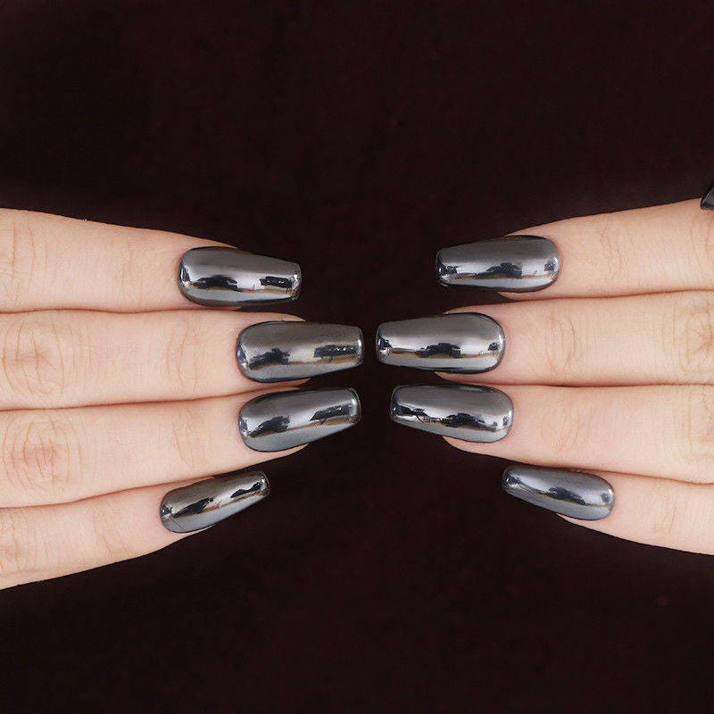 Chrome Elegance 25 Stunning Nail Art Ideas : Dark Chocolate Chrome Delights