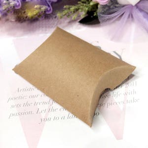 50pcs Pillow Wedding Party Favor Paper Gift Box Candy Boxes Supply Accessories Favour Kraft ...