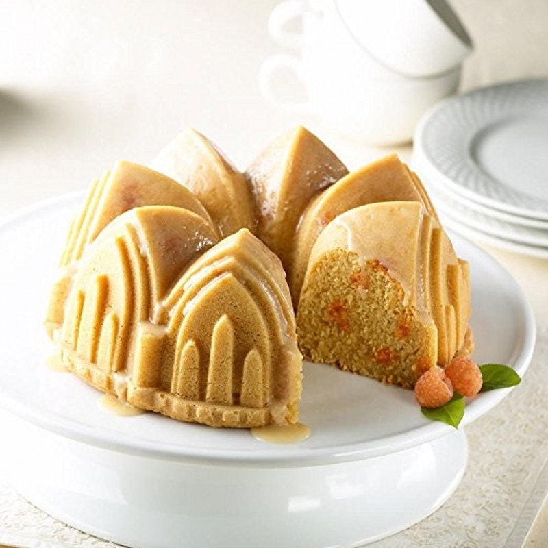 Nordic ware cathedral bundt cheap pan