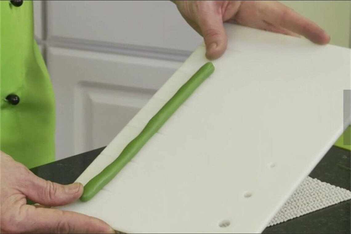 Cake Board 1PC Petal and Leaves Veining Grooves Board Etsy