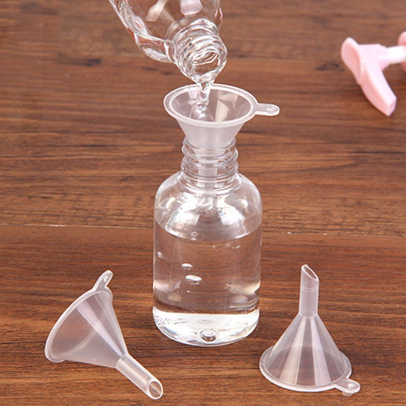 25 Mini Funnels Small Funnels to Fill Perfume Bottles, Plastic Funnels for Tiny  Miniature Bottles, Essential Oil Bottle, Powders or Glitter 