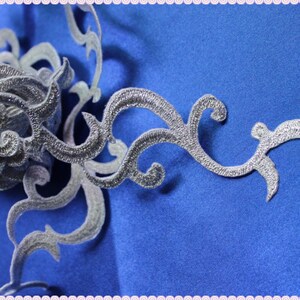 6 Yards/Lot Embroidered Braid Lace Iron On Applique Ribbon Lace Trims Cos Costume Decoration 4cm Wide image 2