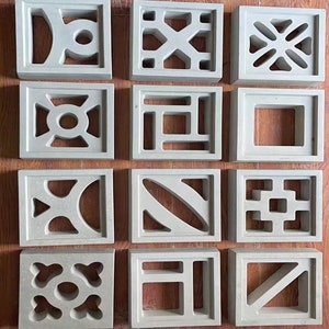 1 Pc 20X20cm Window Pattern Mould Garden Path Wall Brick Mould 3D Carving Non-Slip Concrete Plastic Paving Mould