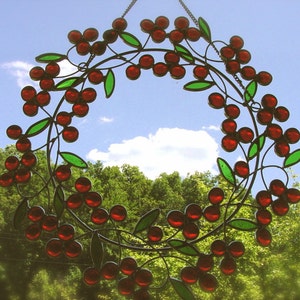 Corona de pepitas rojas