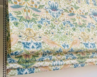 Tenda romana "Ladro di fragole" di William Morris: realizzata su misura, fatta a mano