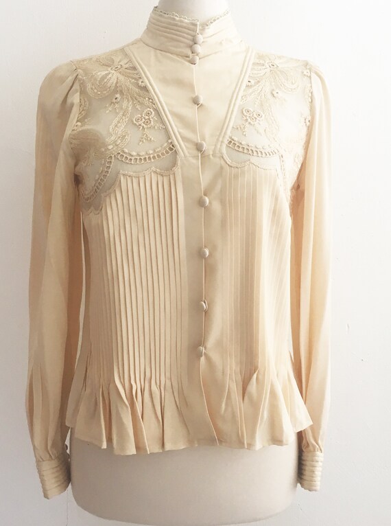 Feminine 1980s Cream Off-White Silk & Lace Shirt Blouse by | Etsy