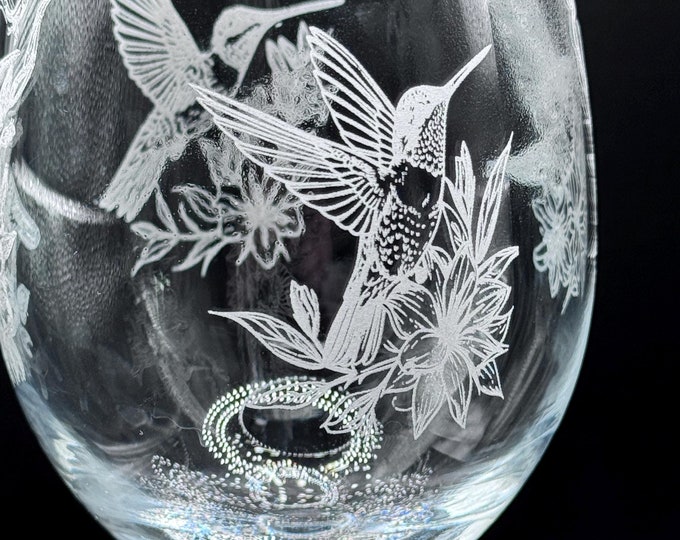 Laser engraved hummingbird wine glass-Wings & Memories