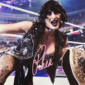 リア・リプリー WWEディーバ女性レスラー サイン入り 8 x 10 写真 w