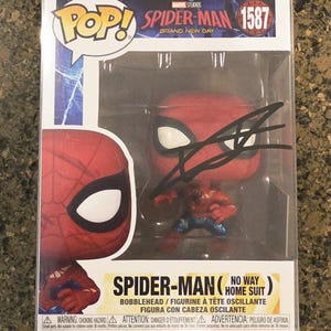 Spiderman Funko Pop Signed by Tom Holland - Etsy