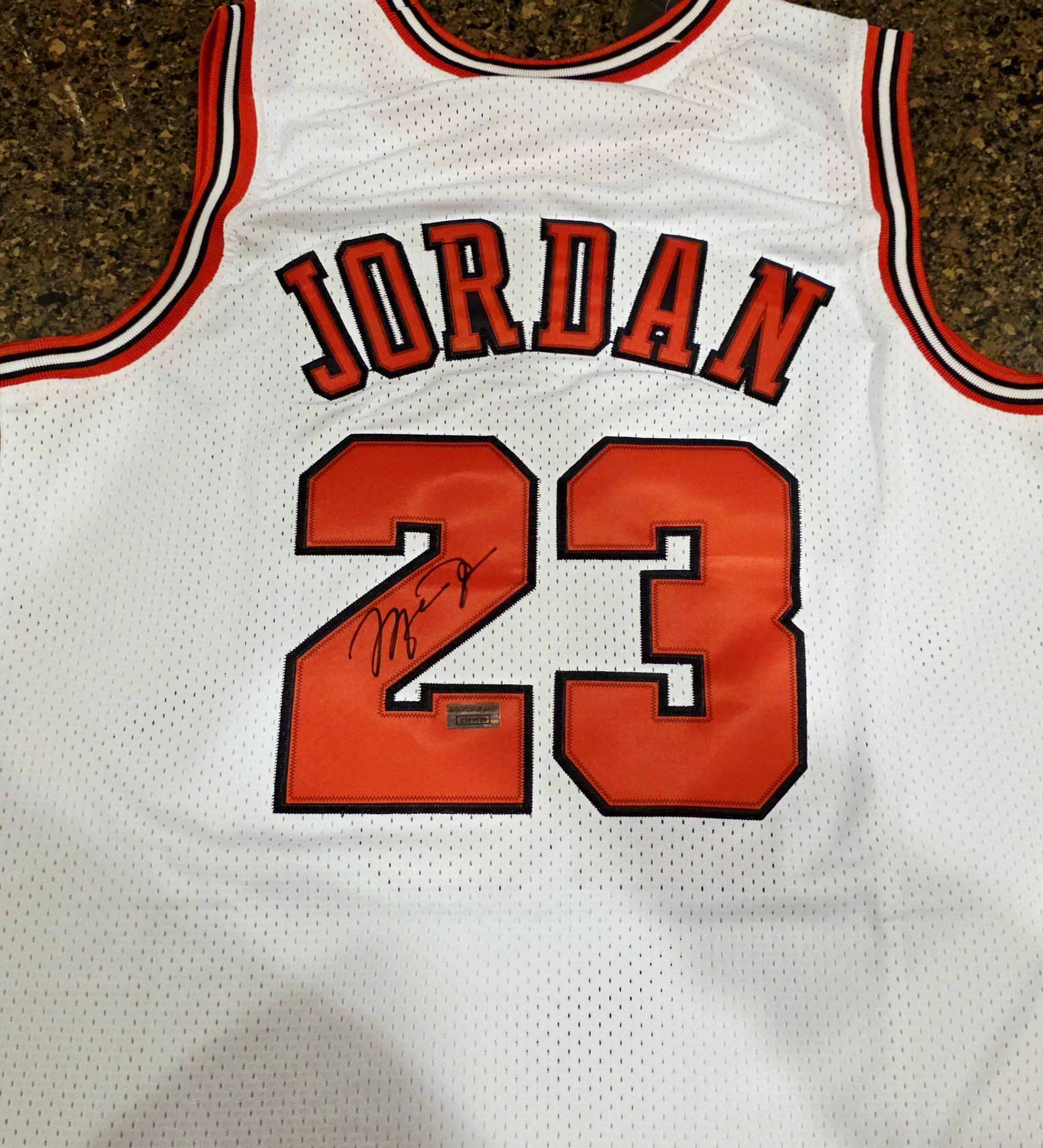Michael Jordan Signed Chicago Bulls Jersey W Coa - Etsy