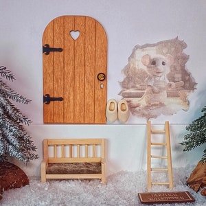 Secret Santa deurstartset met Secret Santa accessoires, Secret Santa deur, ladder, deurmat en Secret Santa schoenen