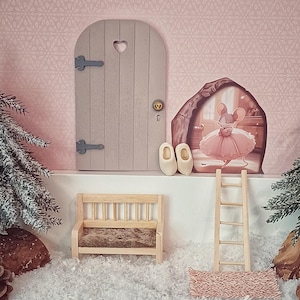 Secret Santa deurstartset met Secret Santa accessoires, Secret Santa deur, ladder, deurmat en Secret Santa schoenen