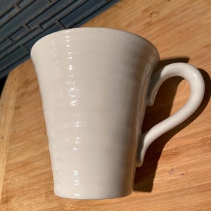 Portmeirion Sophie Conran White Ribbed Coffee Mug 12oz flared rim
